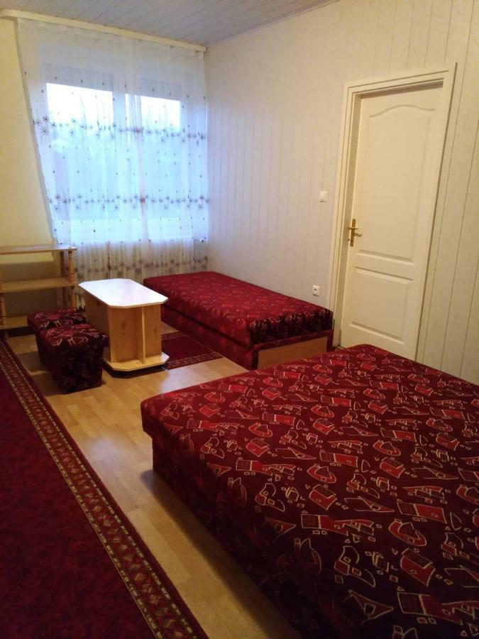 Апартаменты Nora Apartman Балатонфюзфё Экстерьер фото
